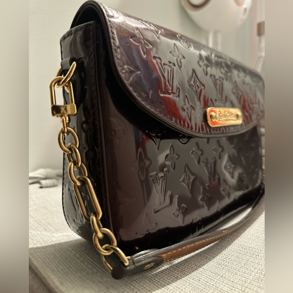 Louis Vuitton Amarante Rodeo Drive Monogram Vernis Leather Shoulder Bag - Picture 1 of 16